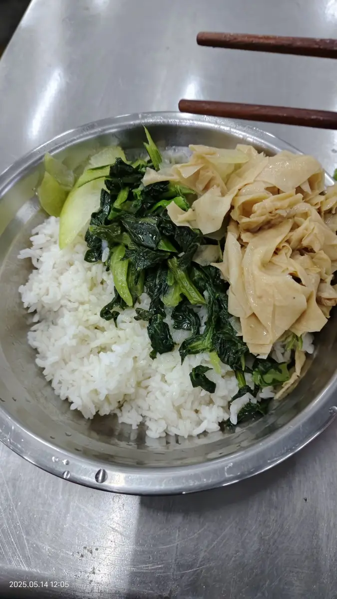 今中午的饭，· ℋᵅᵖᵖᵞ♡ᵕ̈ ? ?? 一日一食一记 ෆ-神人佛-善无痕蛇无泪